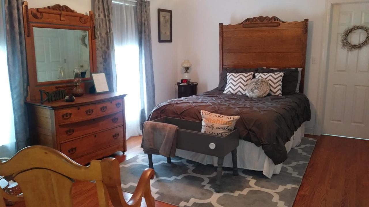 East New Market Marvels On The Creek B&B 외부 사진